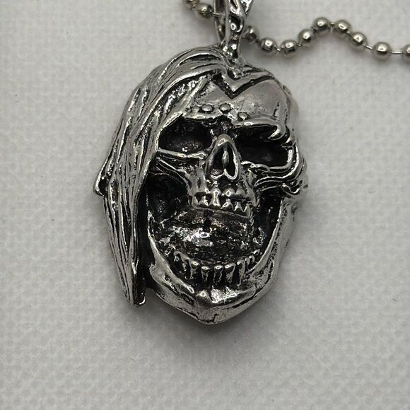 NWOT Screaming skull pendant and bead chain - Picture 2 of 4